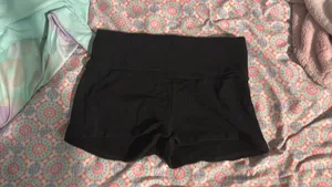 Black short shorts Size M thumbnail 3