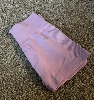 purple spandex thumbnail 1