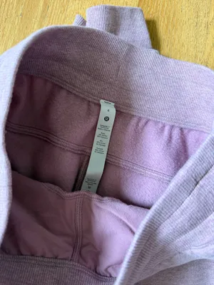 Lululemon Joggers thumbnail 4