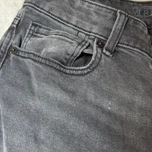 American Eagle Womens Size 8 Mom Jean Black Denim High Rise Stretch Casual thumbnail 15