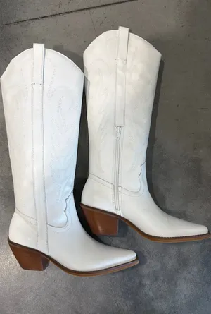 Coconuts by Matisse White Cowgirl Boots thumbnail 1