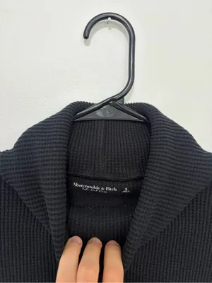 Abercrombie & Fitch Waffle Knit Black Turtleneck Shirt- Size Small thumbnail 3