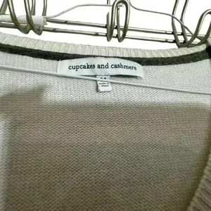 Cupcakes and Cashmere Sweater Dress Women’s med Ivory Gray Trim Stretch d15 thumbnail 2
