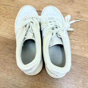 Nike Air Force 1 Low Triple White Women’s Sneakers Size 5.5 thumbnail 6