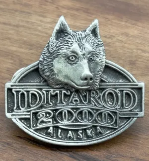 Vintage 2000 Iditarod Pin‎ Lapel Hat Pin Pewter Husky Alaska Souvenir Dog Race thumbnail 1
