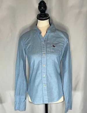 Abercrombie and Fitch - Chambray Button Up Top Women's Size Med Y2K Denim thumbnail 1