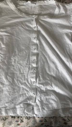 Jane and Delancey White button ruffle sleeve top thumbnail 4