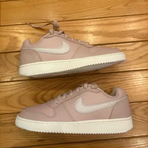 Nike Women's Ebernon Low Size 7.5 Sneakers in Dusty Pink New Without Tags thumbnail 10