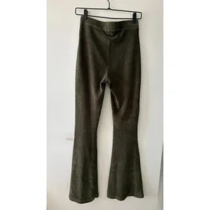 AERIE Groove-On Rib Olive Green Velour High Waist Flare Pants Womens Small thumbnail 4