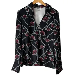 Unique Vintage Scattered Stem Floral Blouse Black Red Poppy Button Up M K1665KT2 thumbnail 4