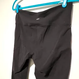 Black Cropped Workout Leggings Sporty Pants thumbnail 6