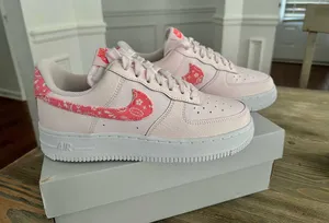 Nike Air Force 1 07 Women’s Shoes thumbnail 1
