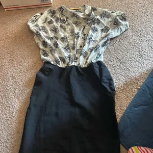 Alice + Olivia xs dress‎ thumbnail 3