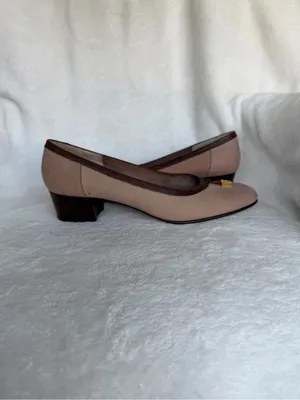 Salvatore Ferragamo Boutique Vintage Made in Italy Women’s Size 8.5 B thumbnail 9