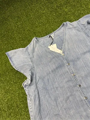 NWT Velvet Heart Denim Jean Blouse Ruffle Cap Sleeve Button Down Light Wash 1X thumbnail 3