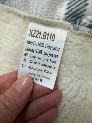 Boutique Cozy Sherpa-Lined Plaid Shacket Jacket Cream & Blue Gray XS | Like New thumbnail 7
