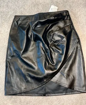 Express Leather Skirt thumbnail 1