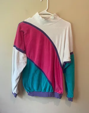 sweatshirt thumbnail 1