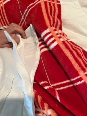 White tennis skirt thumbnail 3