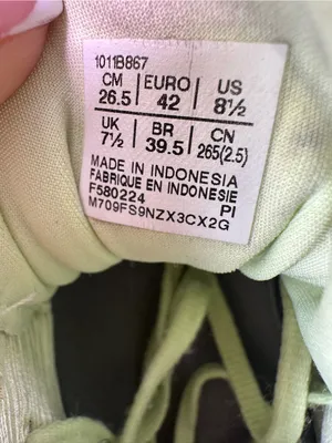 ASICS Running Shoes - Pale Green with Yellow Accents thumbnail 9