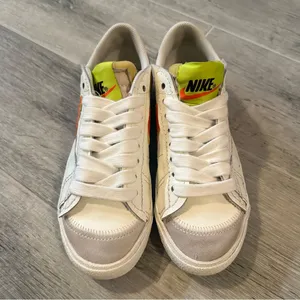 Nike Blazer Low 77 Jumbo DQ1470-103 Women Casual Shoes Sail/Rush Orange SIZE 8 thumbnail 2
