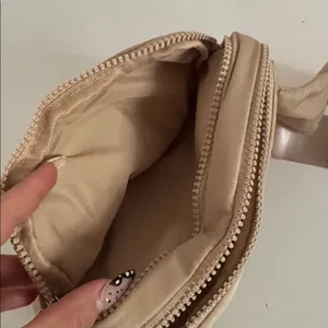Wilo The Label tan belt Bag EUC thumbnail 6