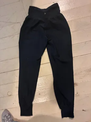 Old Navy Active High-Waisted PowerSoft Pocket Joggers thumbnail 5