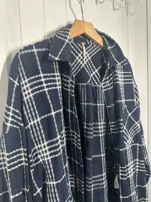 Free People Oversized Navy & White Flannel Plaid Button-Up Shirt thumbnail 6
