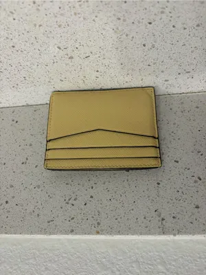 Kate Spade New York Pastel Butter Yellow Cardholder Saffiano Leather EUC thumbnail 4
