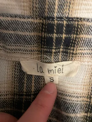Flannel thumbnail 3
