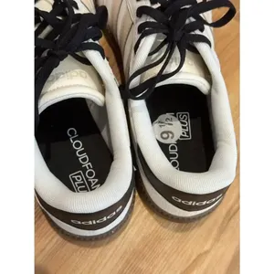 NEW Adidas Breaknet Sleek Shoes in Colorway White Women’s 9.5 thumbnail 3