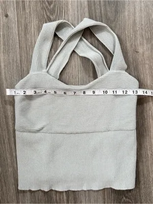 Abercrombie & Fitch Light Grey Ribbed Knit Cropped Tank Top Size Medium thumbnail 3