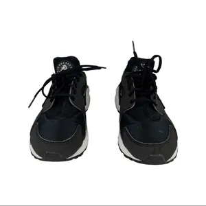 Nike Air Huarache Womens Black Sneakers Sz 8.5 thumbnail 4