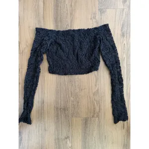 Kendall And Kylie Black Lace Crop Top Long Sleeve Whimsigoth Fairy Indie Sleaze thumbnail 2