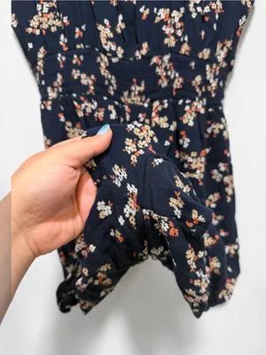Abercrombie & Fitch Navy Floral Button Front Romper Size Medium thumbnail 4