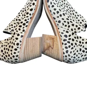 Dolce Vita Booties Womens Size 6 Beige Fur Chelsea Ankle‎ Pointed Toe Block Heel thumbnail 7