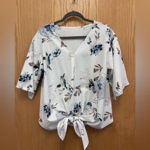 Casual Floral Blouse Batwing Sleeve Loose Fitting Shirts Boho Knot Front Top thumbnail 2