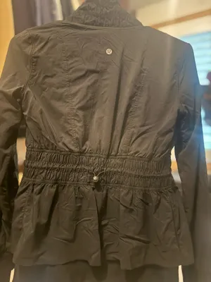 Lululemon Jacket thumbnail 2