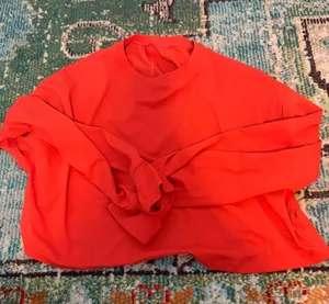 Lululemon Long Sleeve thumbnail 1