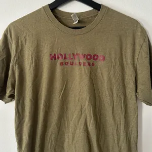 Next Level Hollywood Boulders Green T-Shirt No Size Tag Est. Size S/M thumbnail 2