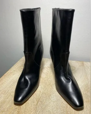 Stuart Weitzman rich leather stiletto boot / bootie size 5 black thumbnail 2