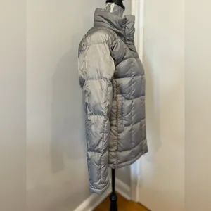 THE NORTH FACE Women’s Sz: XS Puffer Jacket Silver Goose Down Fill Quilted. thumbnail 3