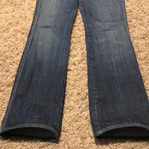 7 For All Mankind - Colette Size 26 Straight Leg Jeans thumbnail 6