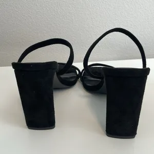 Lulus black strappy suede sandals thumbnail 2
