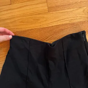 Quince Ultra-Stretch Ponte Wide Leg Pants Size M Black High Rise Trousers thumbnail 2