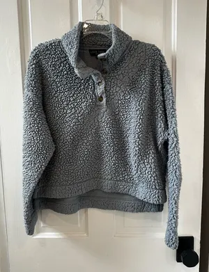 Love Tree Light Gray Sherpa Henley Pullover thumbnail 1