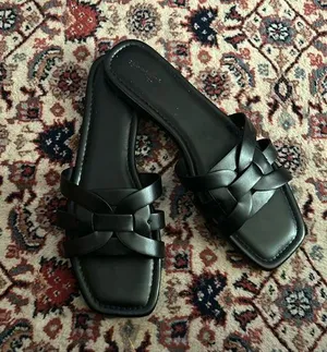 Universal Threads Black Sandals- Size 11 thumbnail 1
