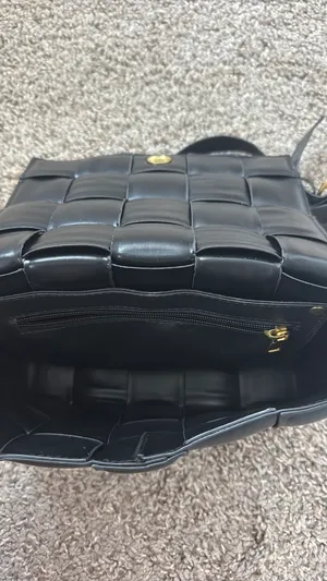 Black woven purse thumbnail 2
