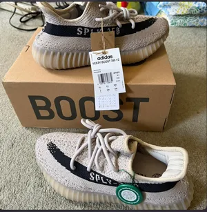 Yeezy Boost 350 V2 Adidas in Color Slate thumbnail 6