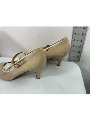 Womans New In Box City Classified Kaylee Mary Jane Pumps Size 7 Beige thumbnail 3